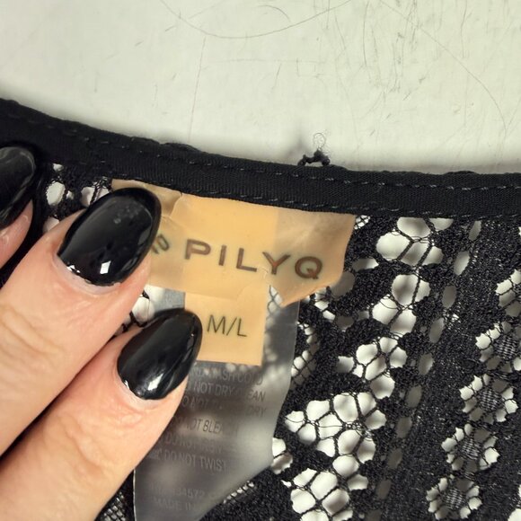 Pilyq Black Gold Noah Tunic Swim Coverup Dress Crochet Size M/L Medium/Large - Picture 6 of 14